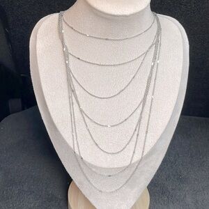 Necklace silver tone